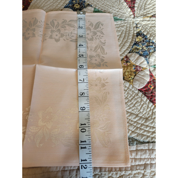 Vtg Square Tablecloth And Napkins Peachy Pink Floral Metallic 47"x47" & 12"x12" - Picture 10 of 11